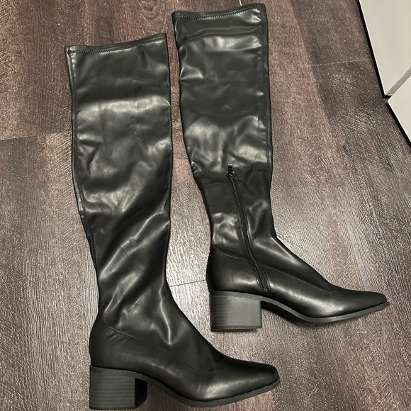 Faux Leather Over The Knee Boots - Picture 4 of 6